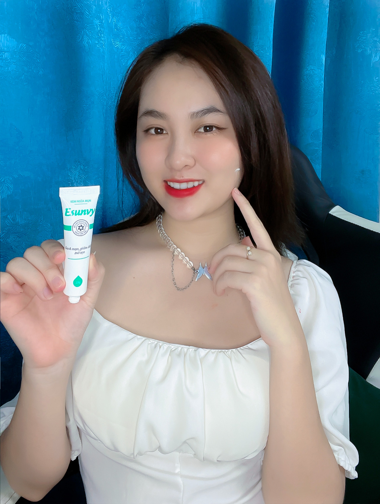 Trọn bộ chăm da mụn từ Nàng thơ đa tài - Nguyễn Trần Mỹ Hoa