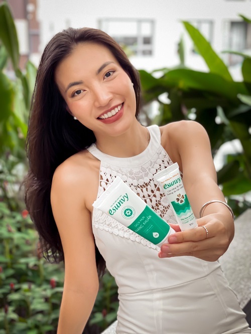 bo-my-pham-cham-soc-da-toan-dien-cua-thuy-vy